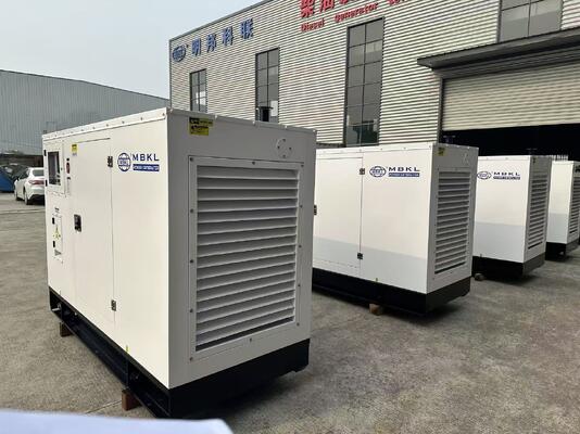 Un buen precio. Conjunto de generador diesel silencioso de 50KW/62.5KVA con motor Yuchai y características de seguridad automáticas para bajo ruido y vibración en línea
