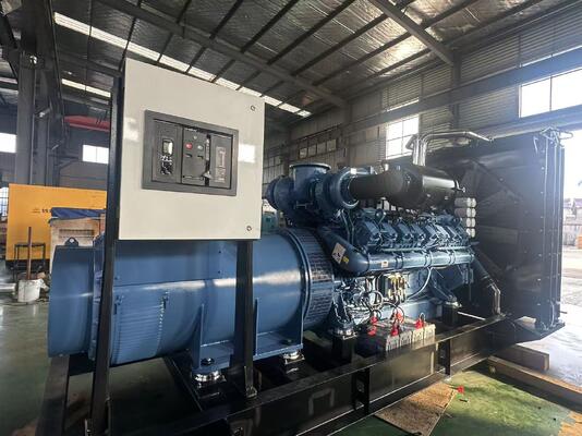 Un buen precio. Confiable Yuchai 2000KVA/1600KW Conjunto de generadores diésel de tipo abierto - Solución de energía industrial de trabajo pesado en línea