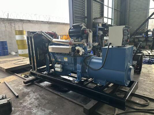 Un buen precio. Generador diésel de tipo abierto directo de fábrica de 200KW / 250KVA diseñado para la rentabilidad y confiabilidad del distribuidor en línea
