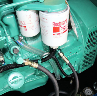 Un buen precio. El conjunto de generadores diesel Yuchai 1000KVA Tipo silencioso/abierto en línea